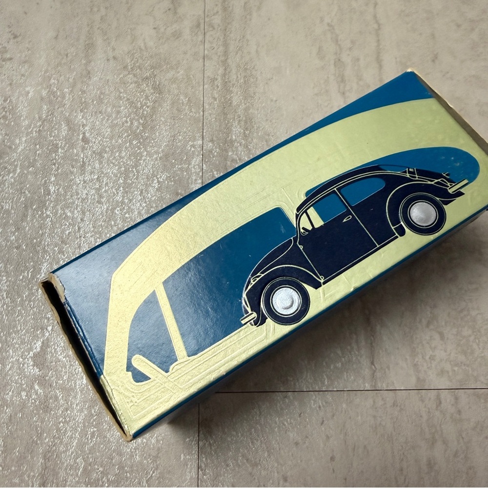 Vintage Avon Volkswagen Wild Country After Shave View 2